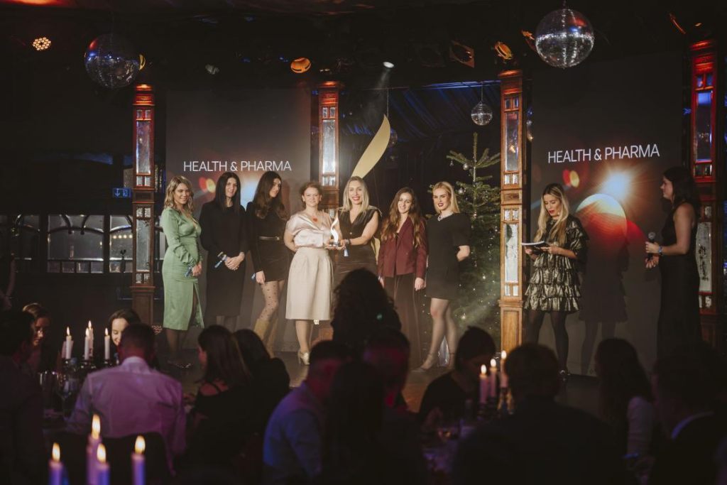 Chapter 4 Serbien bei der Preisverleihung des European Excellence Award 2025