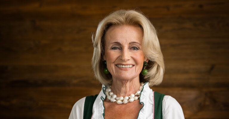 Portraitaufnahme von Elisabeth Gürtler, neues Mitglied des Personenkomitees WIR für greencare