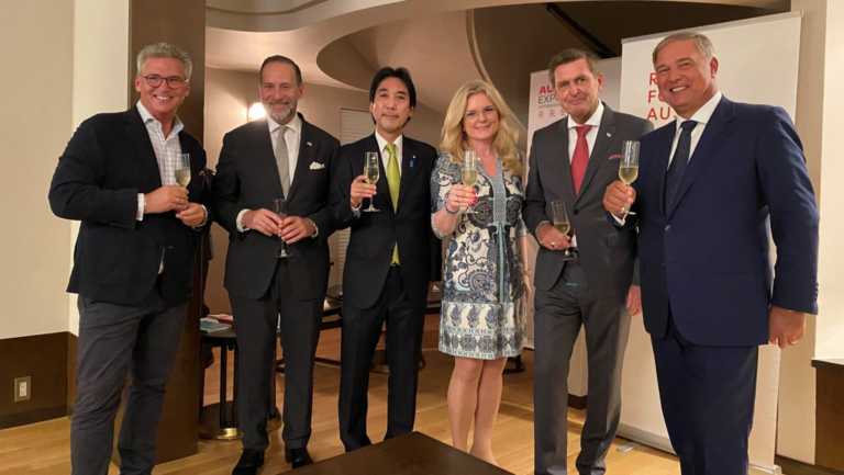 Gruppe von Menschen aus Österreich und Japan, Delegation Leitbetriebe Austria Japan