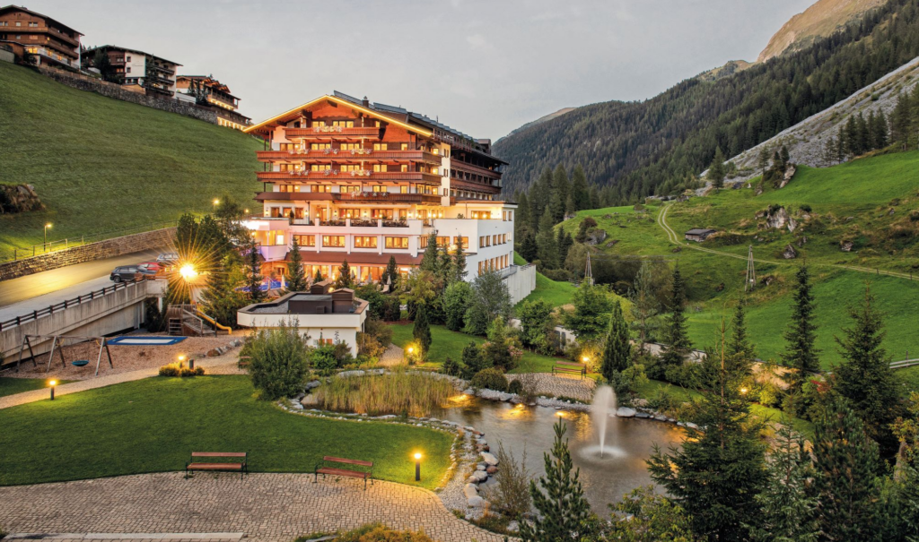 Der Alpenhof, Schauplatz des Alpenhof Genussschauspiel